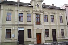 dřevěná eurookna - bytový dům Praha - Uhříněves